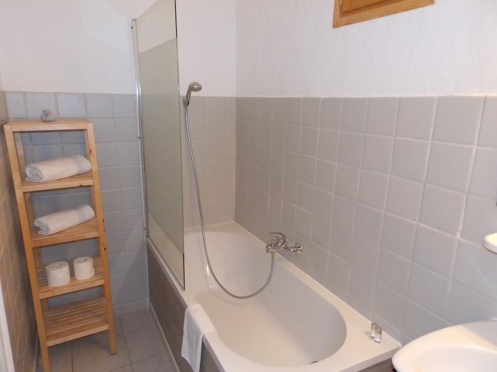 Le Clos Des Acacias Signes Ruang foto